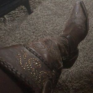 Meet your Posher, Lynn